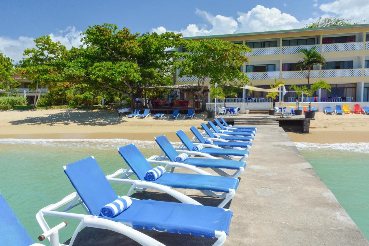 Beach Front Hotel Ocho Rios Eksteriør bilde